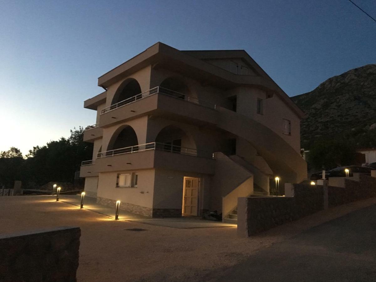 Steffano Apartamento Karlobag Exterior foto